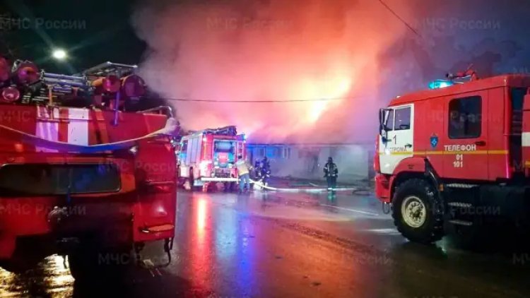 रूस में कैफे में आग लगने से 15 लोगों की मौत