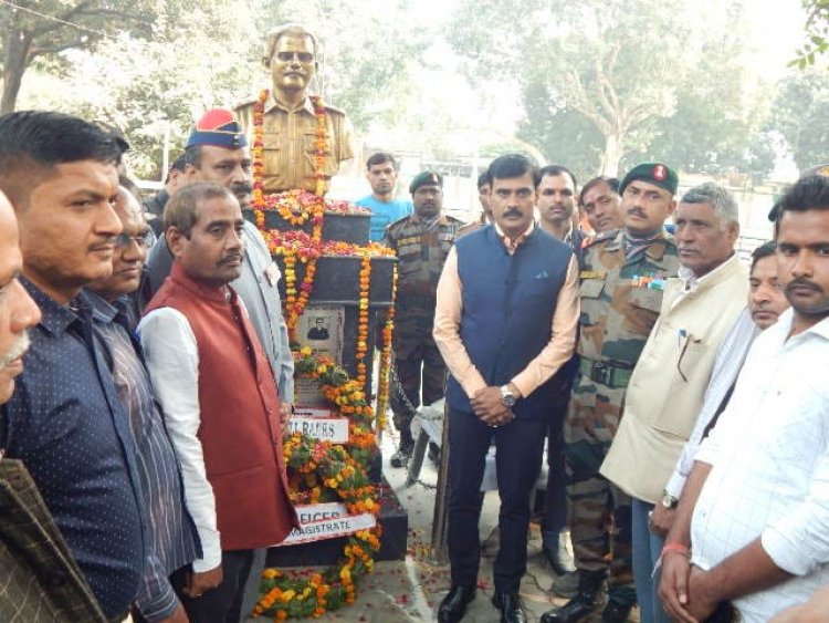 शहीद वीरों के गांवों में उनकी प्रतिमा वीर गाथा के साथ स्थापित कराई जायेगी:-मंगला प्रसाद सिंह