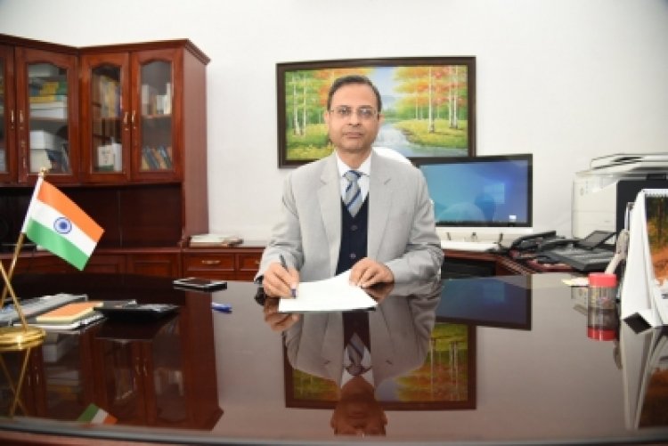 संजय मल्होत्रा ने राजस्व सचिव का प्रभार संभाला
