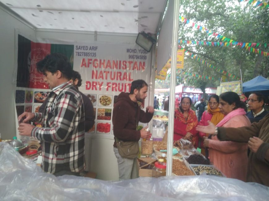 दिल्ली के प्रसिद्ध पकवान मेले पर लगा कोरोना का गहन