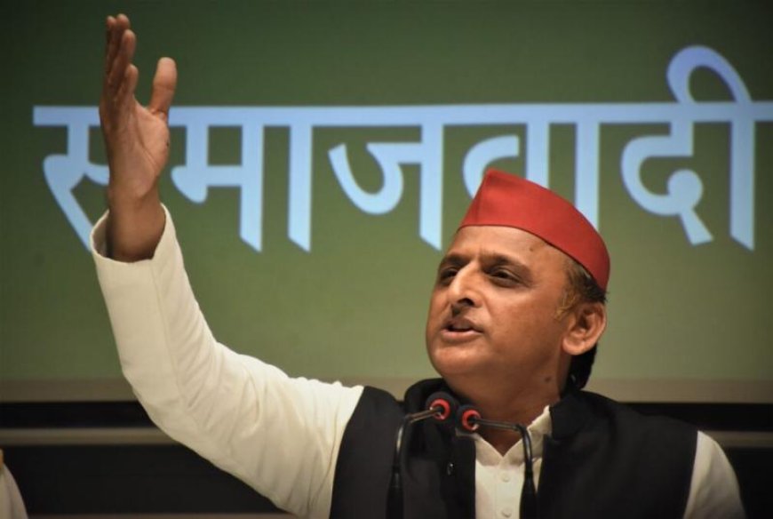 अखिलेश यादव ने किया दावा – मैनपुरी उपचुनाव में सपा से अंदर ही अंदर मिले थे पर्यटन मंत्री