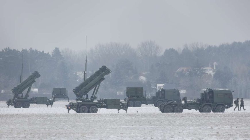 पश्चिमी देशों से लगती बेलारूस की सीमा पर परमाणु हथियार तैनात करेगा रूस : राजदूत