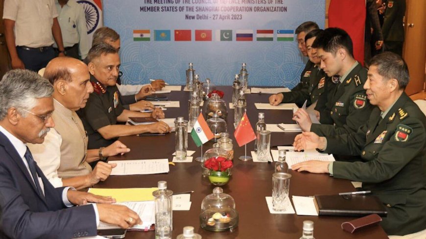 भारत-चीन सीमा पर स्थिति ‘आम तौर पर स्थिर’ : चीनी रक्षा मंत्री जनरल ली शांगफू ने राजनाथ सिंह से कहा