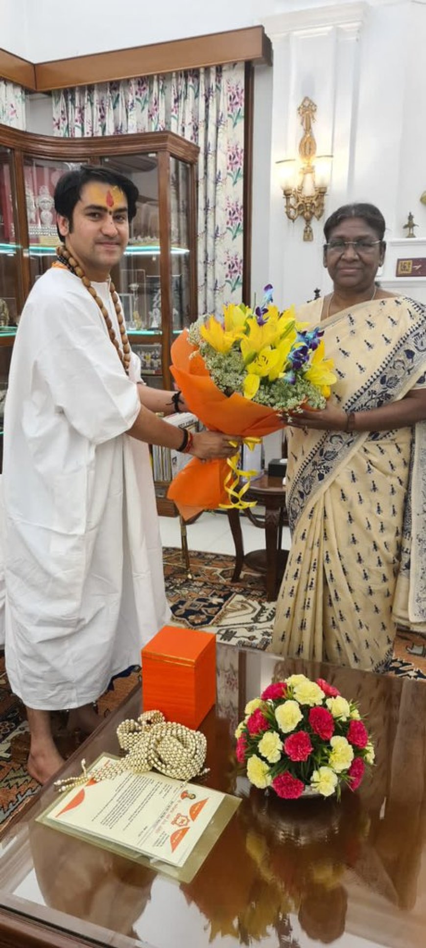 राष्ट्रपति द्रौपदी मुर्मू से मिलने पहुंचे बागेश्वर धाम सरकार धीरेंद्र कृष्ण शास्त्री
