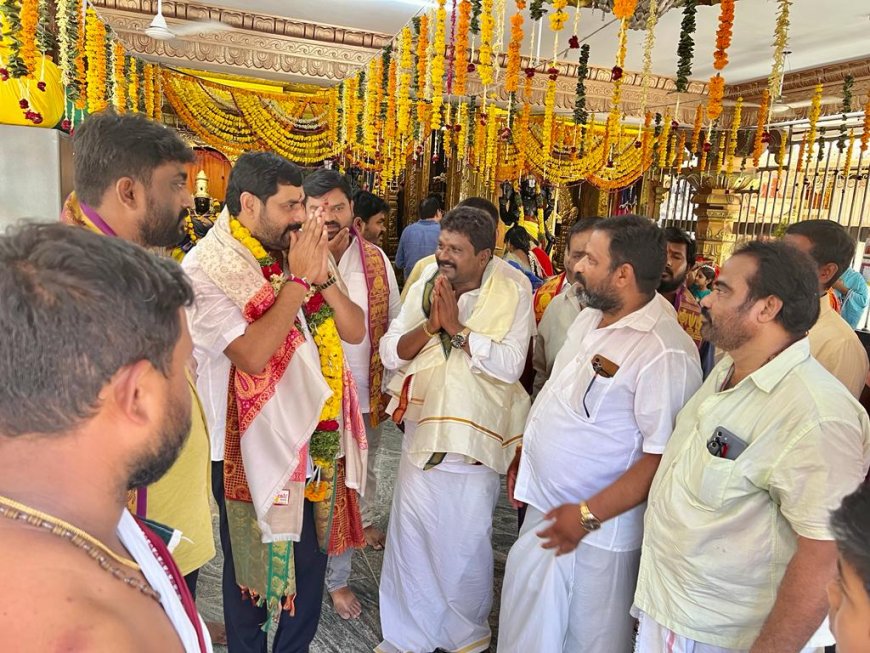 Dr Satyam Srirangam attending the 11th annual Brahmotsavam of Sri Venkateswara Swamy