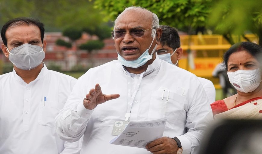 दिल्ली में सेवा पर नियंत्रण से जुड़े अध्यादेश के मुद्दे पर मानसून सत्र से पहले फैसला होगा : मल्लिकार्जुन खरगे