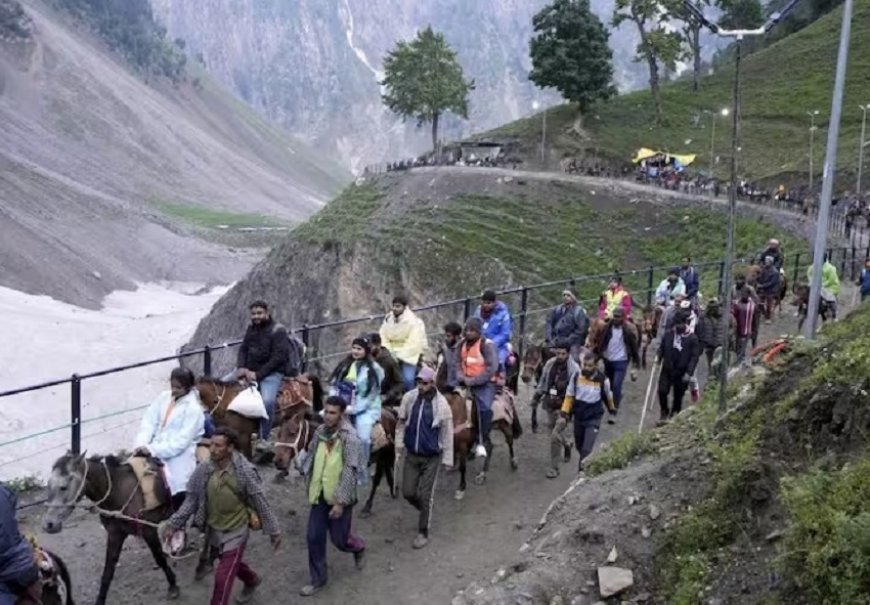कश्मीर में भारी बारिश जारी, अमरनाथ यात्रा लगातार दूसरे दिन स्थगित