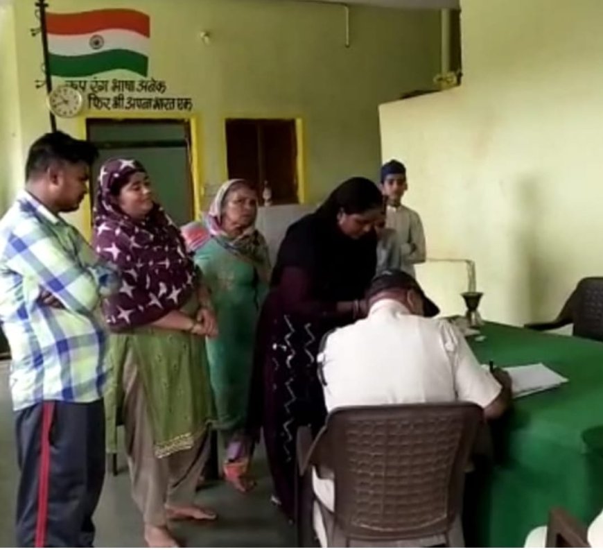 रतलाम में मदरसे में बच्चे के साथ मारपीट, वीडियो वायरल होने के बाद पुलिस ने लिया संज्ञान