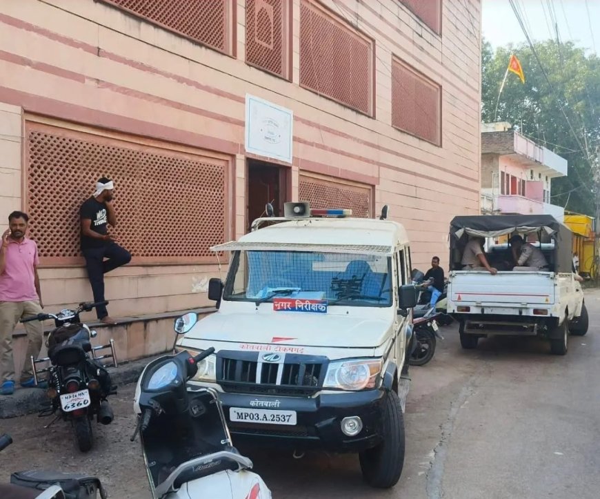 कांग्रेस उम्मीदवार यादवेंद्र सिंह बुंदेला के घर पहुंची असम पुलिस, फ्रॉड मामले में पूर्व मंत्री से पूछताछ जारी