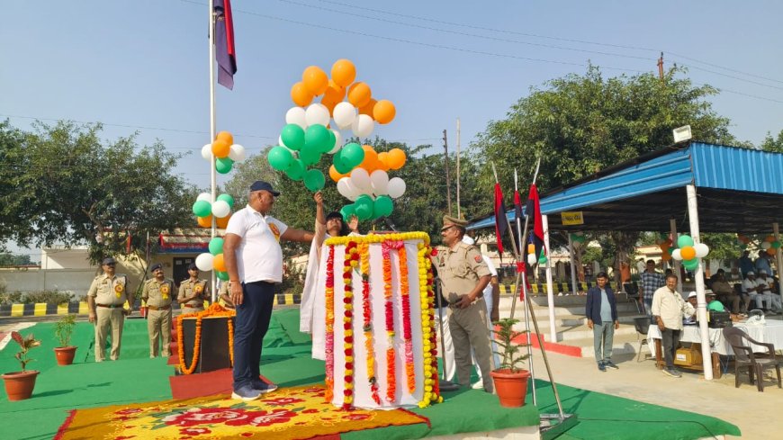 जिलाधिकारी अर्चना वर्मा ने हवा में गुब्बारों को छोड़कर की 14वीं अंर्तजनपदीय एथलेटिक्स कलस्टर प्रतियोगिता प्रारम्भ उद्घोषणा