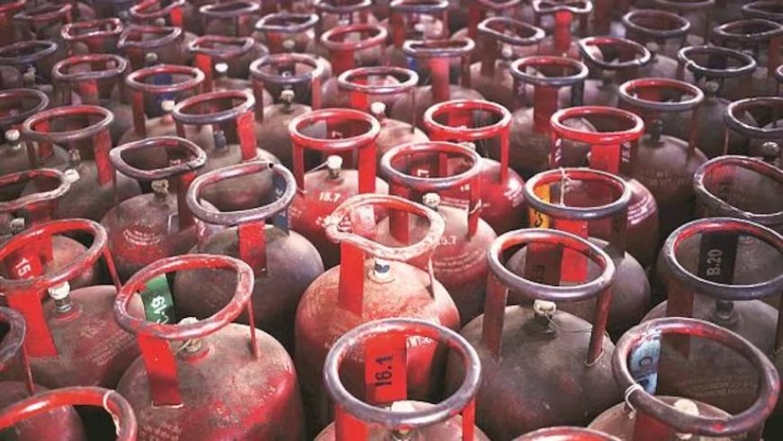 वाणिज्यिक LPG गैस सिलेंडर की कीमतों में 100 रु की बढ़ोतरी