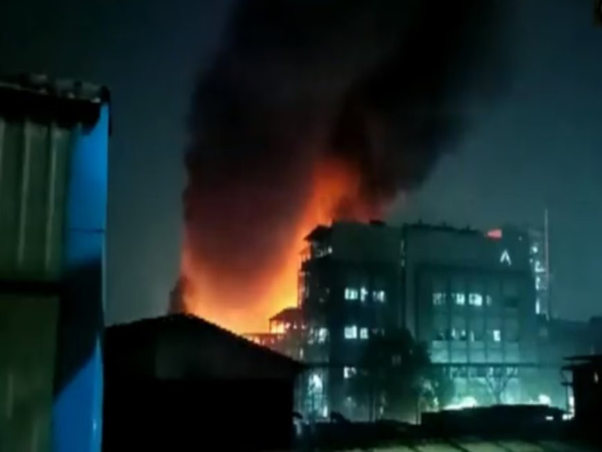 गुजरात में केमिकल फैक्टरी में लगी भीषण आग