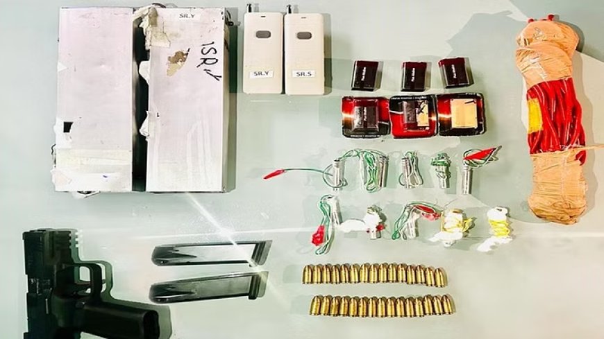अनंतनाग में हथियार और गोला-बारूद के साथ दो आतंकवादी गिरफ्तार