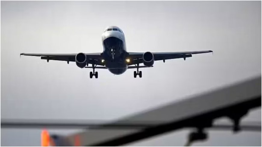 कनाडा में श्रमिकों को खदानों में ले जा रहा विमान उड़ान भरने के तुरंत बाद दुर्घटनाग्रस्त