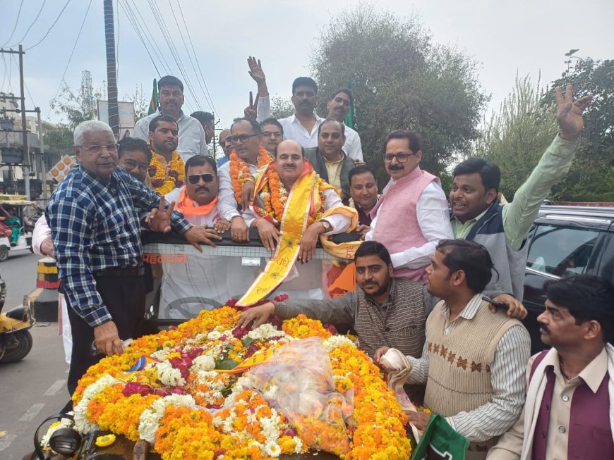 नवनिर्वाचित राज्यसभा सांसद तेजवीर सिंह के मथुरा आगमन पर पार्टी कार्यकर्ताओं ने किया जोरदार स्वागत 