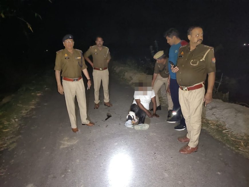 सुल्तानपुर: कादीपुर कोतवाली क्षेत्र में पुलिस मुठभेड़ में अपराधी घायल तमंचा मोटरसाइकिल बरामद