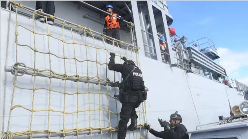 भारतीय नौसेना ने MV अब्दुल्ला का अपहरण करने वाले समुद्री डाकुओं को दिया जवाब