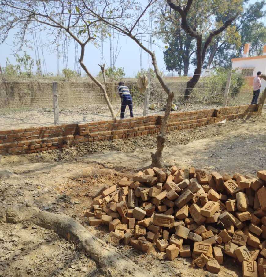 सुलतानपुर-कादीपुर तहसील क्षेत्र के खतीवपुर गांव में बेखौफ सरकारी जमीन पर कब्जा