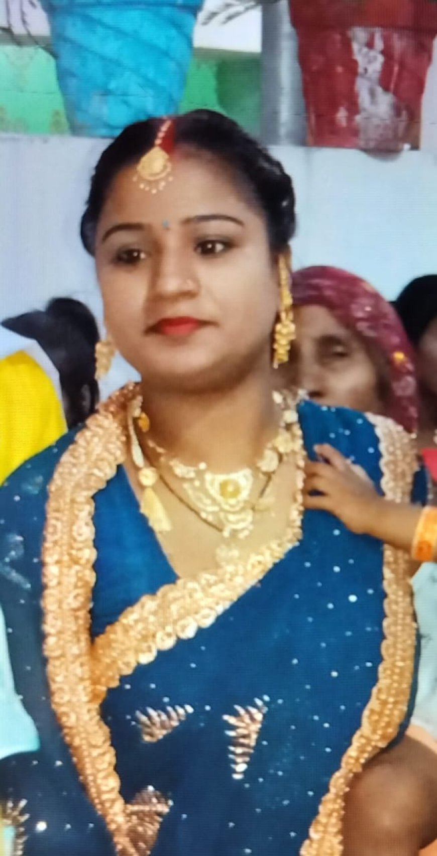 पारिवारिक कलह के चलते विवाहित महिला ने लगाई फांसी, 4 मासूम बेटियों से छिना मां का साया