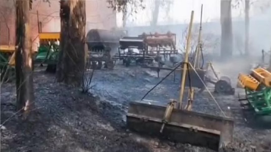कृषि विभाग परिसर में लगी आग, कंडम कृषि यंत्र जले; दमकल विभाग की गाड़ियों ने आग पर पाया काबू