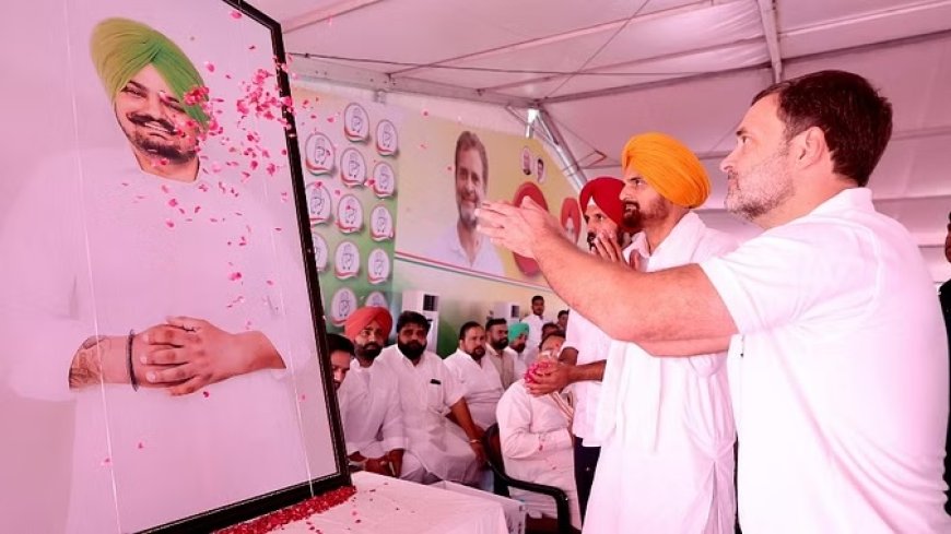 लुधियाना पहुंचे राहुल गांधी, मंच पर सिद्धू मूसेवाला को दी श्रद्धांजलि