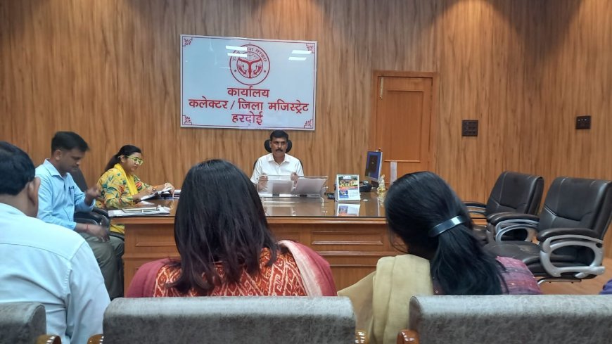 संभावित बाढ़ से निपटने के लिए जिलाधिकारी ने दिए निर्देश