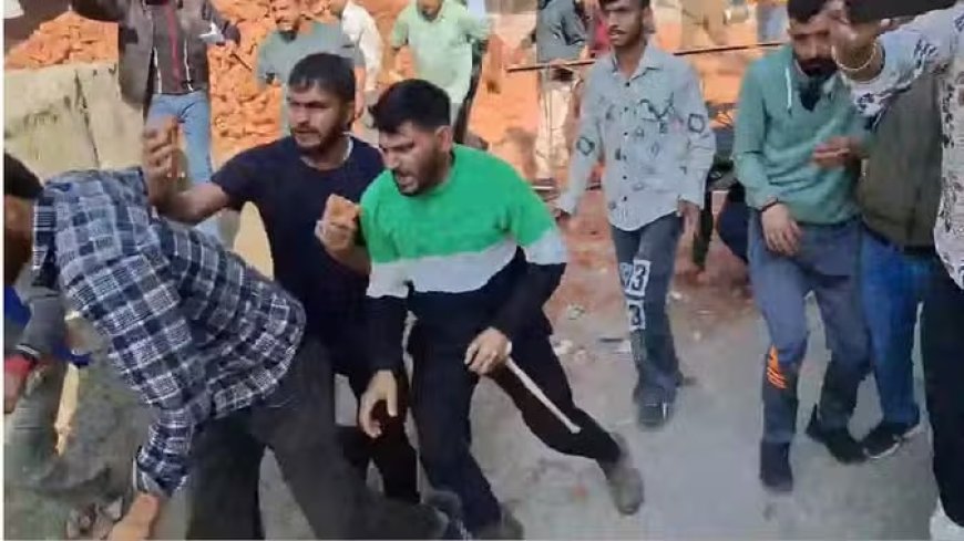 कटड़ा से वैष्णो देवी के बीच रोपवे के खिलाफ विरोध प्रदर्शन, CRPF वाहन का तोड़ा शीशा, पत्थरबाजी में SHO घायल