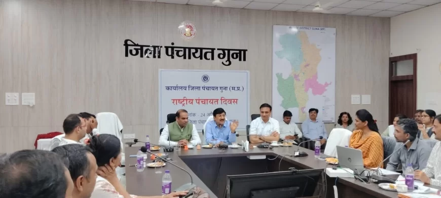 जिला पंचायत सभाकक्ष में मनाया गया ‘राष्‍ट्रीय पंचायती राज दिवस, उत्कृष्ट कार्य करने वाले अधिकारी/कर्मचारियों को प्रमाणपत्र भेंटकर किया सम्मानित