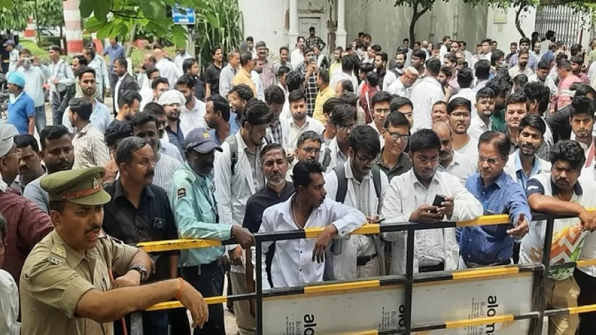 लखनऊ: केजीएमयू में अवैध कब्जा हटाने गई टीम पर हमला, कई डॉक्टर घायल