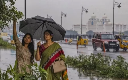 देश में कई जगह भारी बारिश, घरों में पानी... सड़कें बंद; महाराष्ट्र-कर्नाटक में तबाही