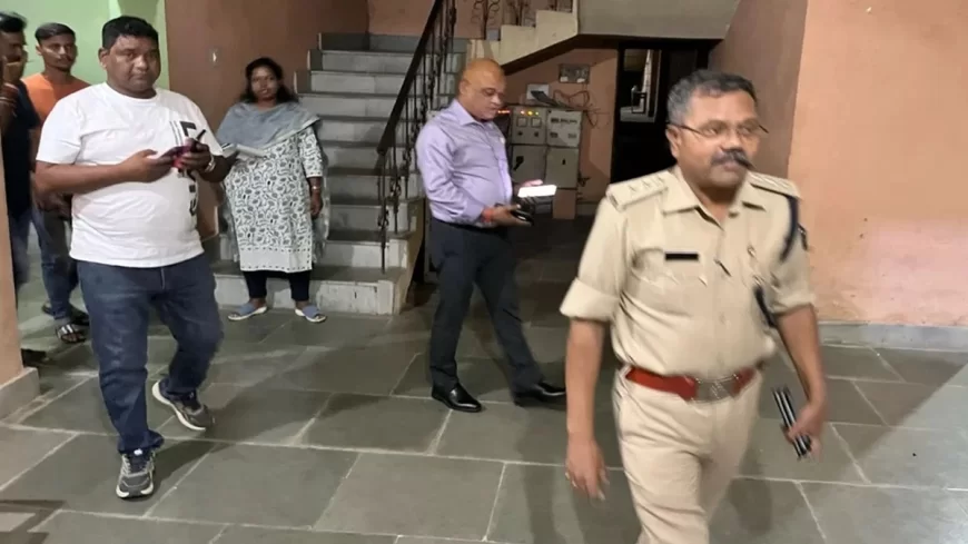 चाकुलिया में मुसलमानों के नाम पर जन्म प्रमाण पत्र का फर्जीवाड़ा, पंचायत सचिव और वीएलई गिरफ्तार