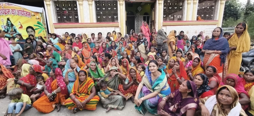 SONALI SINGH ORGANIZES A WOMEN’S DIALOGUE PROGRAMME AMONG WOMEN AT BADAHARA IN BHOJPUR