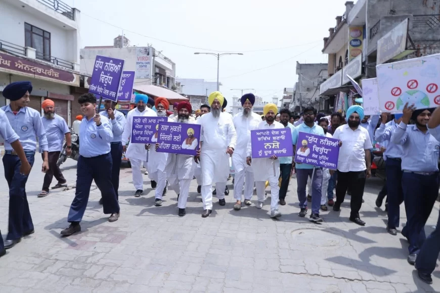 गुरु नगरी बाबा बकाला साहिब पंजाब का पहला नशा मुक्त स्थान होगा- अध्यक्ष सुरजीत सिंह कंग, नशे के खिलाफ जंग के तहत नगर बाबा बकाला साहिब में निकाला गया रोड मार्च