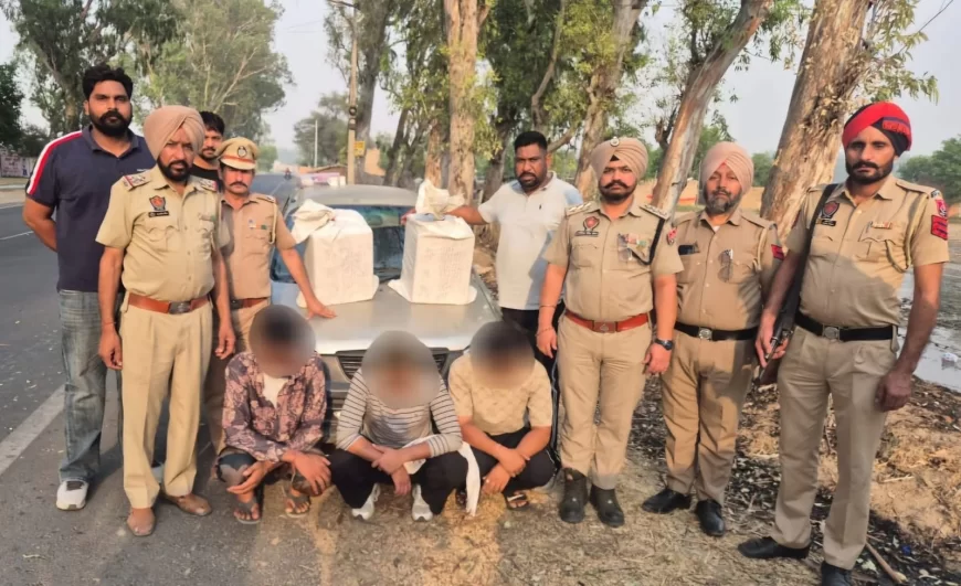 फाजिल्का पुलिस ने ड्रग्स के खिलाफ युद्ध अभियान के तहत मेडिकल ड्रग तस्करी के खिलाफ बड़ी कार्रवाई की, सीआईए टीम ने नाकाबंदी के दौरान 03 नशा तस्करों को गिरफ्तार कर 60,000 नशीली गोलियां बरामद कीं