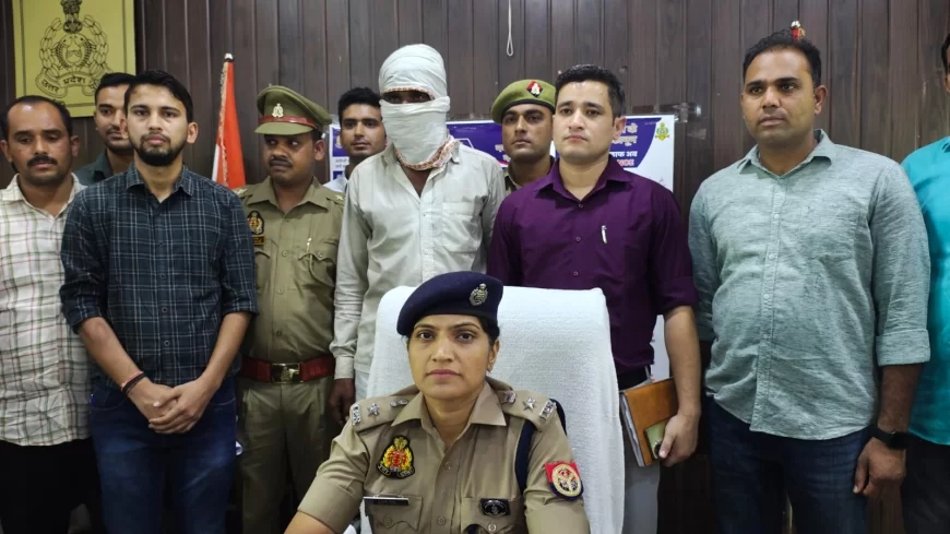 संयुक्त पुलिस टीम ने अवैध शस्त्र फैक्ट्री संचालक को गिरफ्तार कर बरामद किए बड़ी संख्या में बने अधवने शस्त्र एवं बनाने वाले उपकरणों सहित कुछ कारतूस