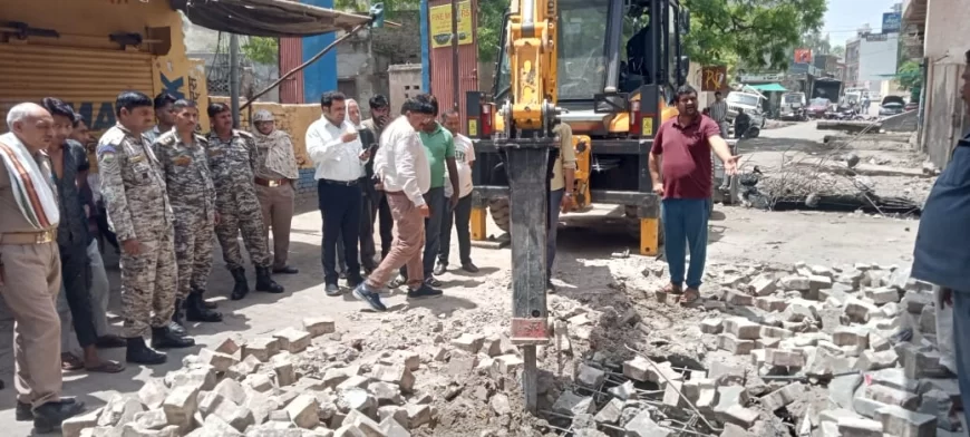 मथुरा वृन्दावन नगर निगम ने मियावाकी पद्धति से 18 हजार पौधो का रोपण कराया
