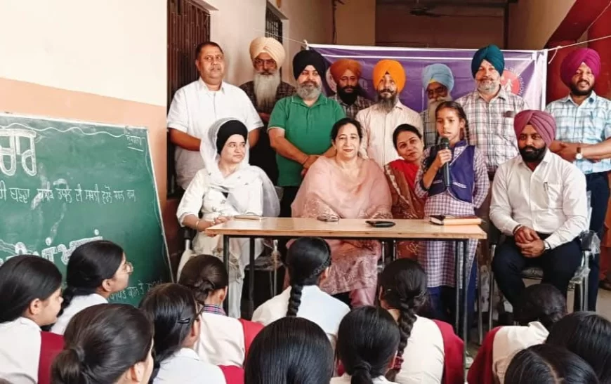 राष्ट्रीय डेंगू दिवस" के अवसर पर स्वास्थ्य विभाग अमृतसर द्वारा जिला स्तरीय समारोह का आयोजन किया गया