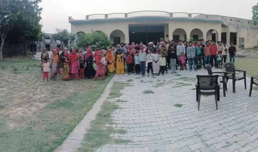 कान्हा की नगरी में चंहुओर पसरा, अवैध खतरा, इन्हें संरक्षण देने और इनके जरूरी दस्तावेज तैयार करने वालों पर हो सख्त कार्यवाही