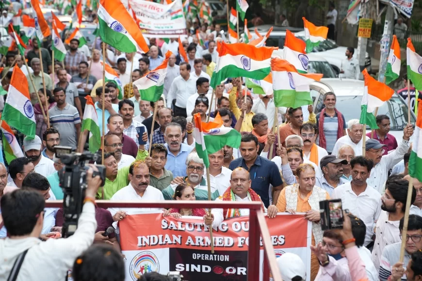 ऑपरेशन सिंदूर' की गौरवगाथा को समर्पित रोहिणी की तिरंगा यात्रा