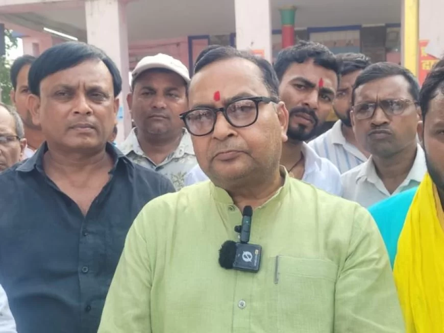 SON OF JAGDISHPUR MLA SHOWS MLC THE MIRROR OF HIS PAST