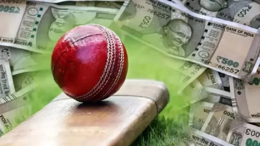 कैंट थाना पुलिस की आईपीएल सट्टे के गिरोह पर कार्यवाही, आईपीएल क्रिकेट मैच पर ऑनलाइन सट्टा खिलाते तीन सटोरिए पकडे, जिनके पास सट्टे के 57,200/- रुपये का हिसाब-किताब मिला, सटोरियों के मुख्य सरगना सहित गिरोह के 07 सदस्यों पर किए दो प्रकरण दर्ज