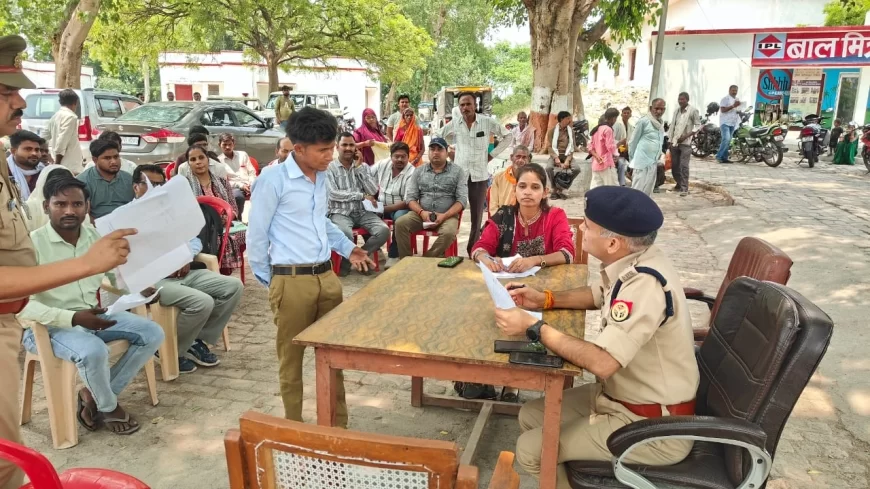 पुलिस अधीक्षक ने सुनीं थाना समाधान दिवस में फरियादियों की शिकायतें