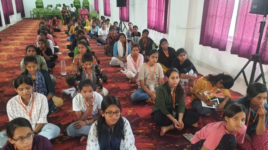 कादीपुर में सेवा भारती के प्रांतीय वर्ग में मेंटल हेल्थ और हैप्पीनेस पर व्याख्यान आयोजित